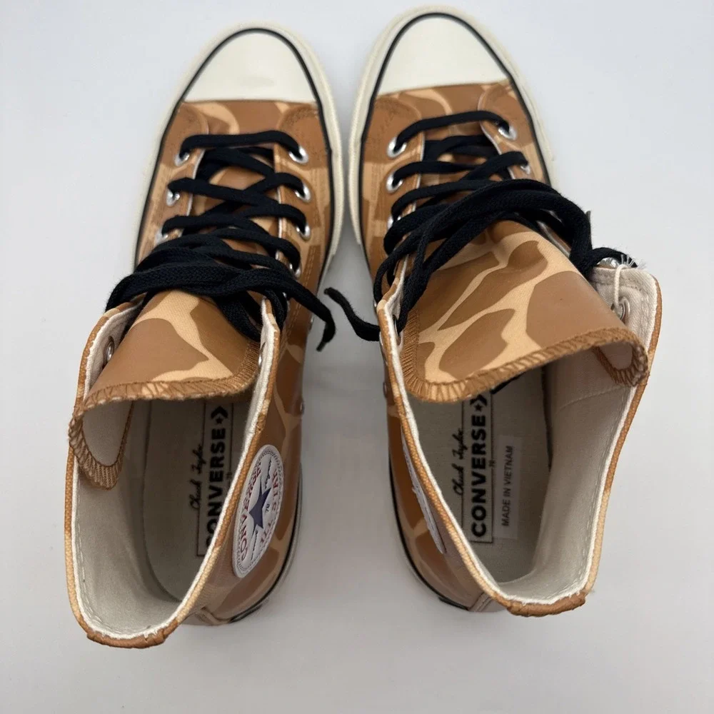 Converse Chuck Taylor 70 Hi Glow-In-The-Dark Giraffe Sneaker Men's 8.5 WO 10.5